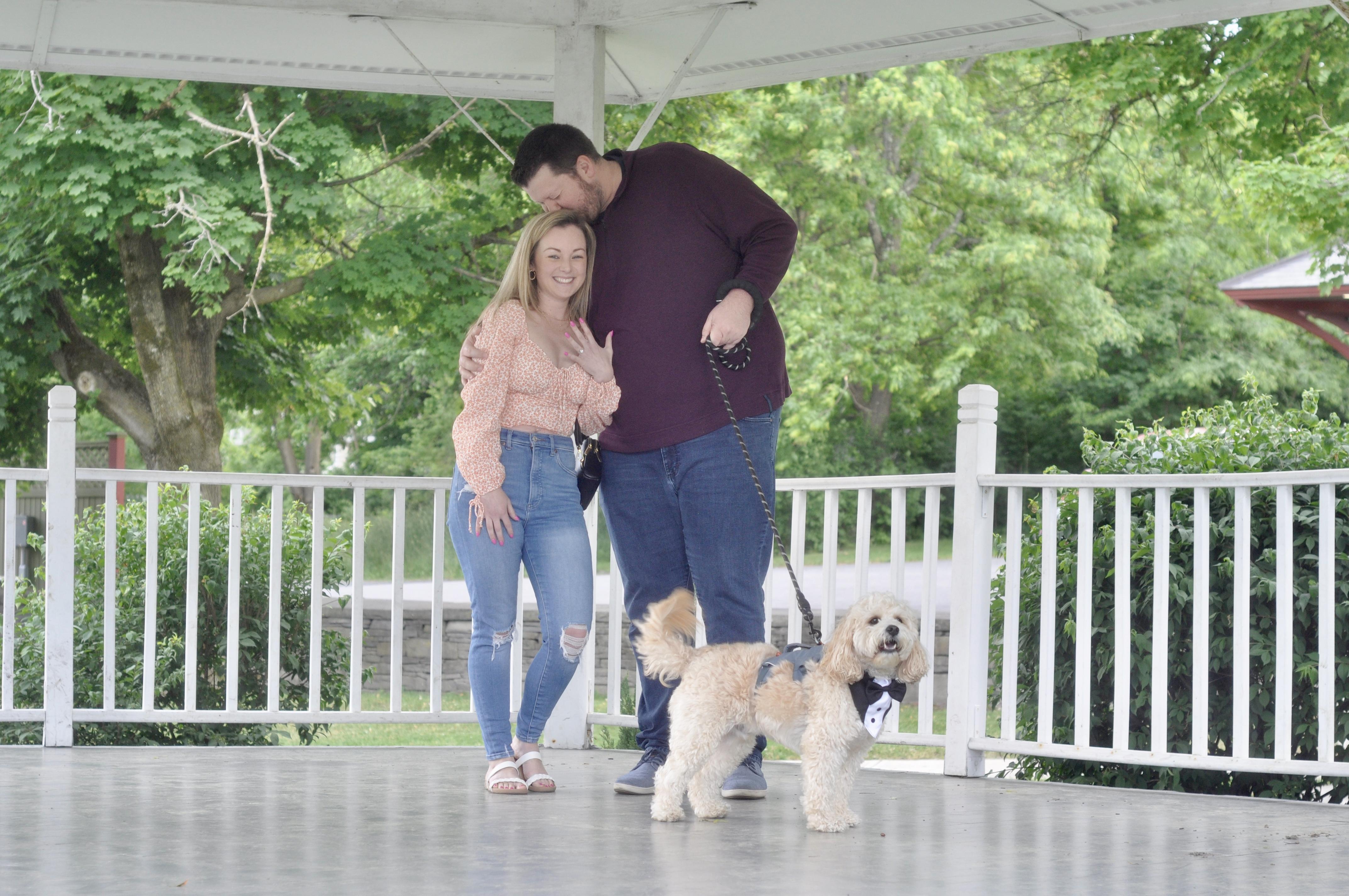 The Wedding Website of Lindsey Winterbourne and Josh Duell