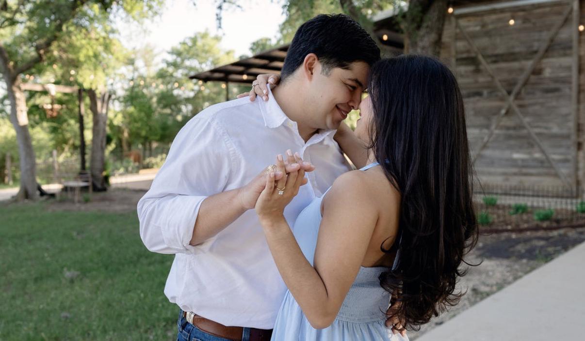 The Wedding Website of Mia Gonzalez and Timothy Villarreal