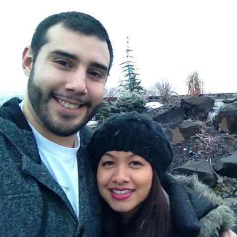 Wine tasting in Rattlesnake Ridge. (December 2012).