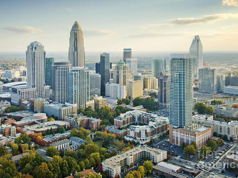 The Wedding Website of Lauren Perdue and Jonathan Britt