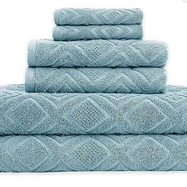 Barh Towel Set// Bed Bath and Beyond