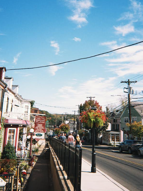 The Wedding Website of Brandi Steiner and Logan Muir