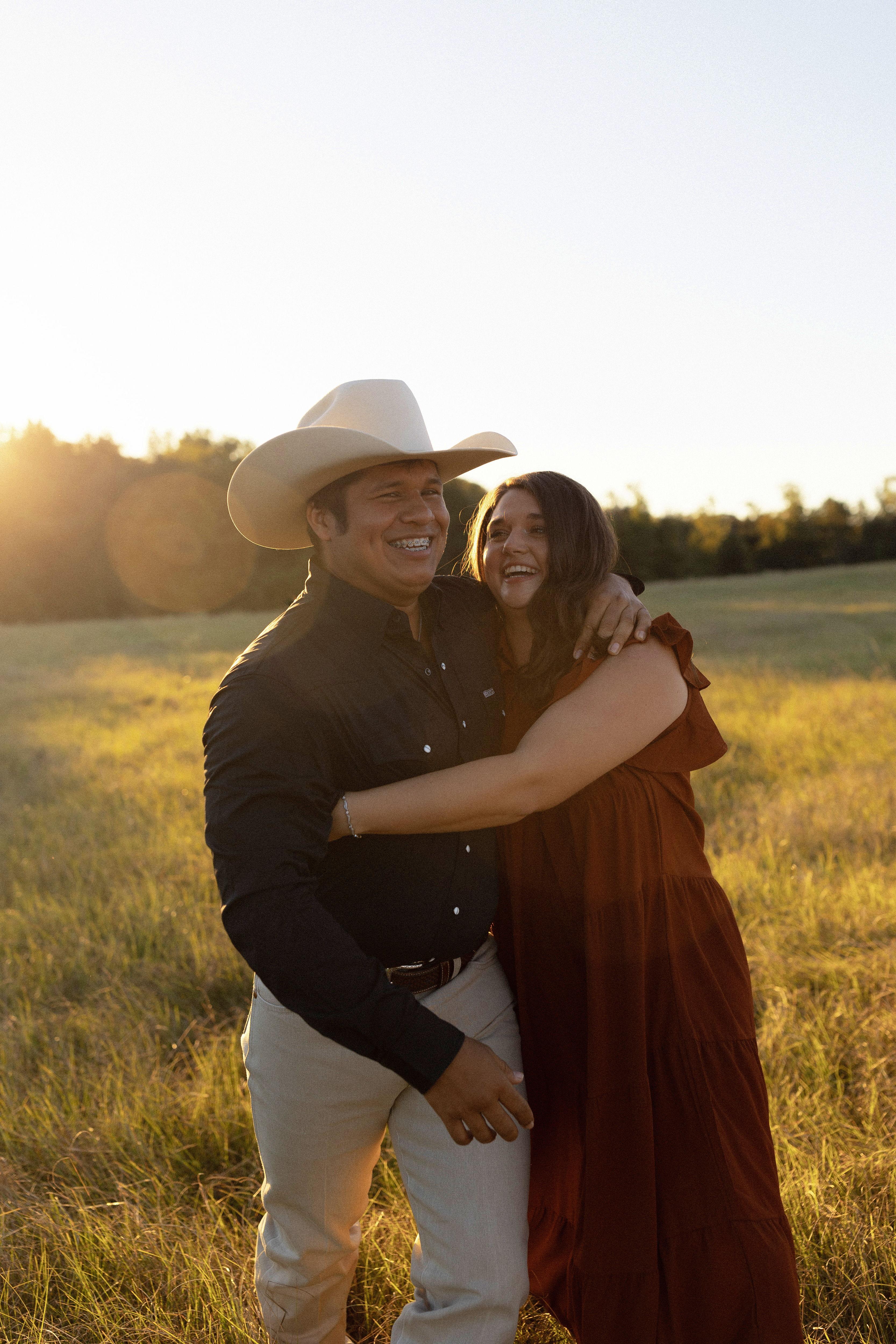 The Wedding Website of Makayla Gilliam and Paul Mata
