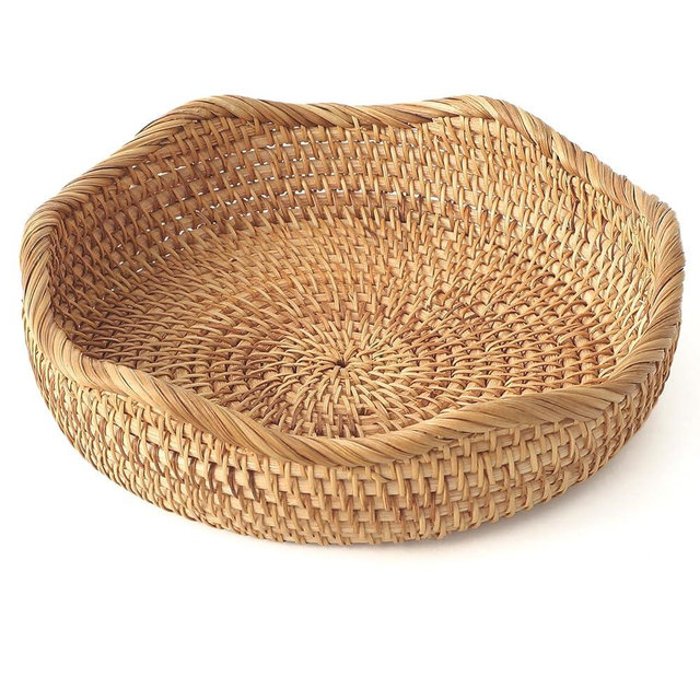HITOMEN Handmade Rattan Bread Baskets Round Wicker Fruit Serving Storage Bowls, Natural Woven Decorative Kitchen Counter Organizing (Honey Brown) S-8.7"
