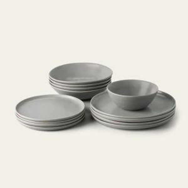 Dinnerware Set