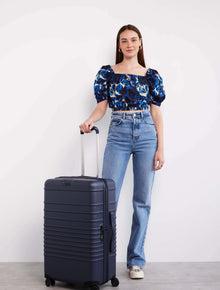 the 26" check-in roller in navy