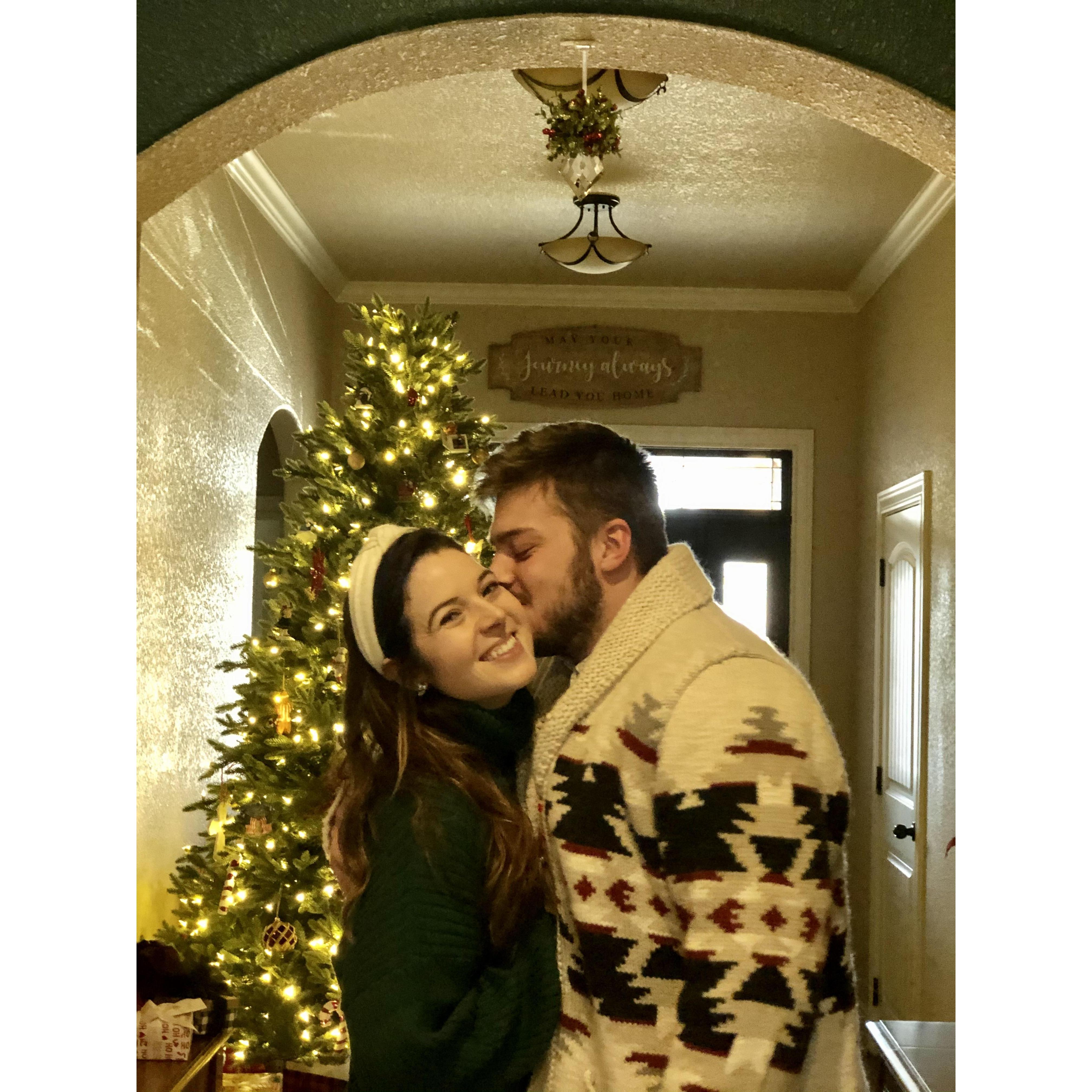 Mistletoe love!