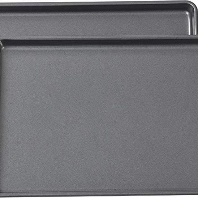 Wilton Easy Layers Sheet Cake Pan, 2-Piece Set