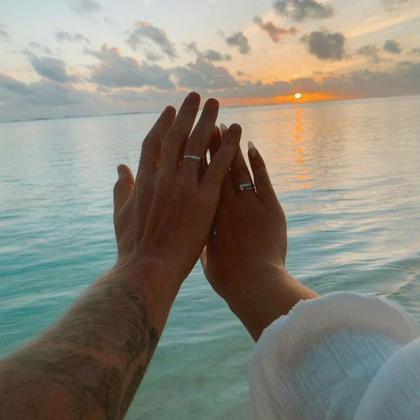 Honeymoon fund🤍✈️