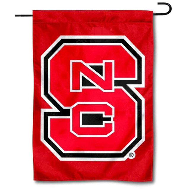 North Carolina State Wolfpack Garden Flag and Yard Banner