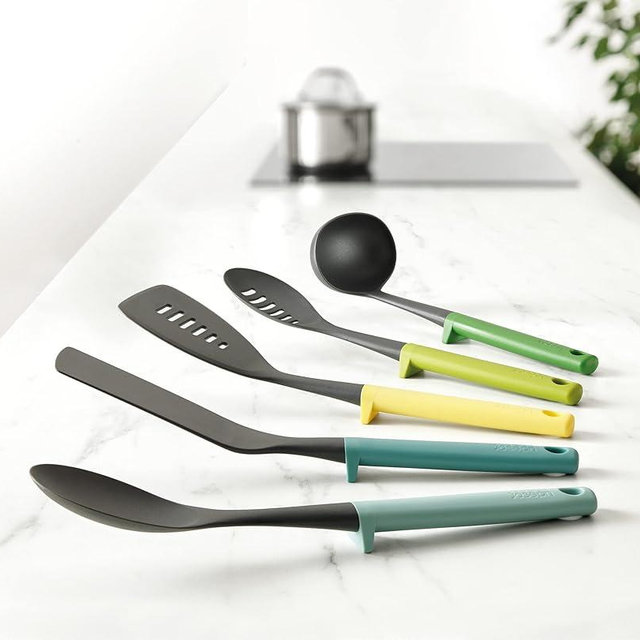 Joseph Joseph Duo 5-Piece Utensil Set with Integrated Tool Rests: Vibrant Set with Solid & Slotted Spoons, Turners, and Ladle, Hygienic Design, Heat-Resistant, Perfect for Hanging Storage