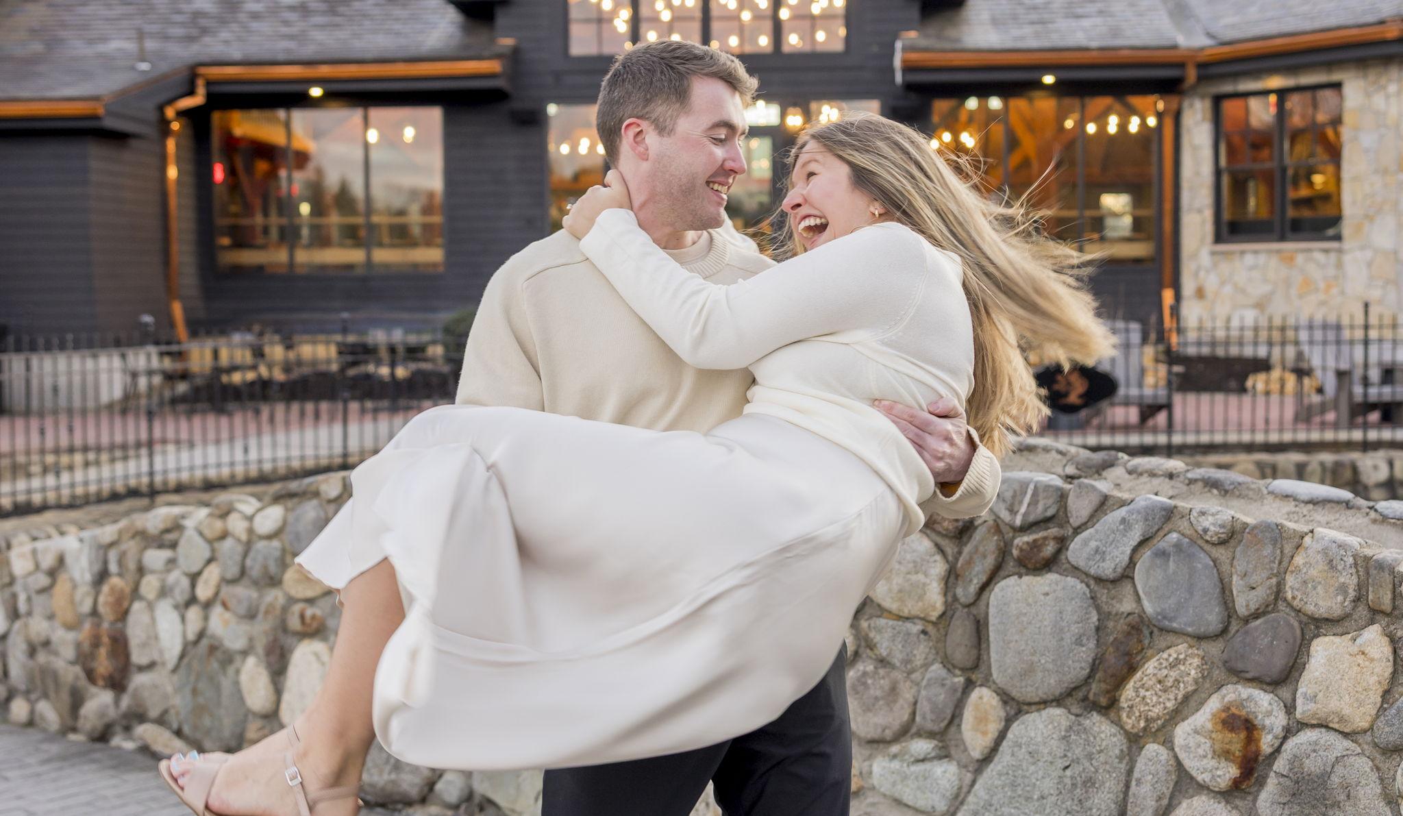 Kayla Kohanski and Brendan Carey's Wedding Website, image size:2048x1191