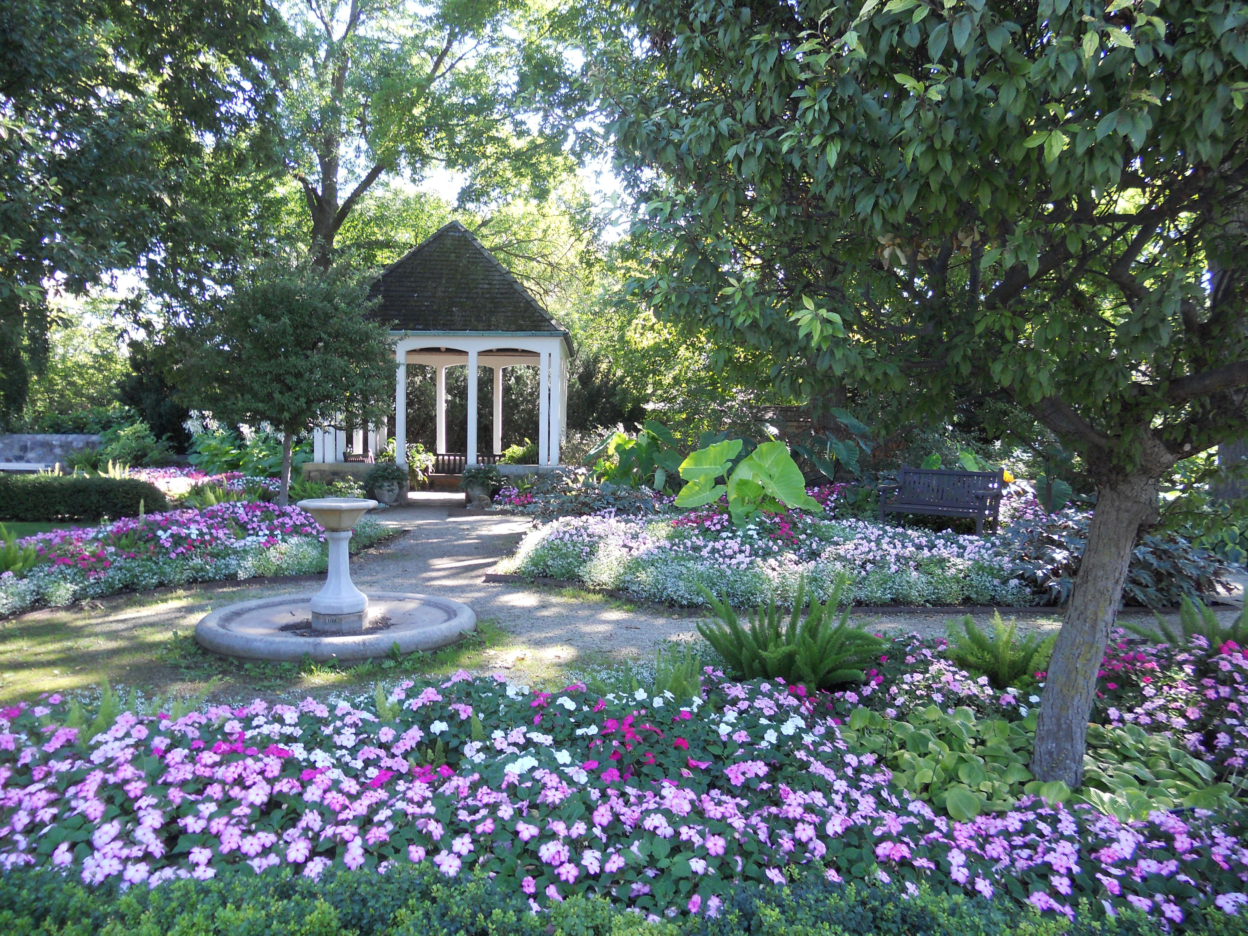 The Wedding Website of Cathy Randle and Paul Sanford