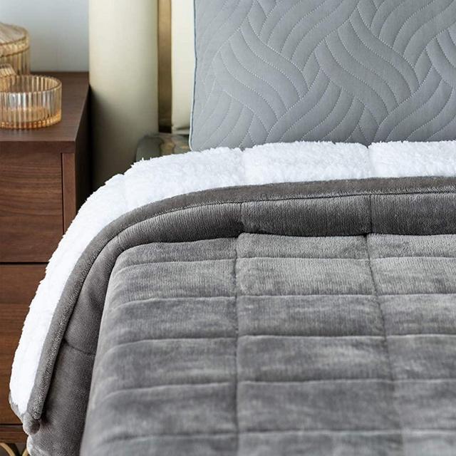 Mr.Sandman Sherpa Fleece Weighted Blanket 20lb for Adults Queen Size Bed, Super Soft Luxury Throw Blanket with Premium Ceramic Beads - 60"x80" Grey/White