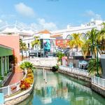 La Isla Shopping Center
