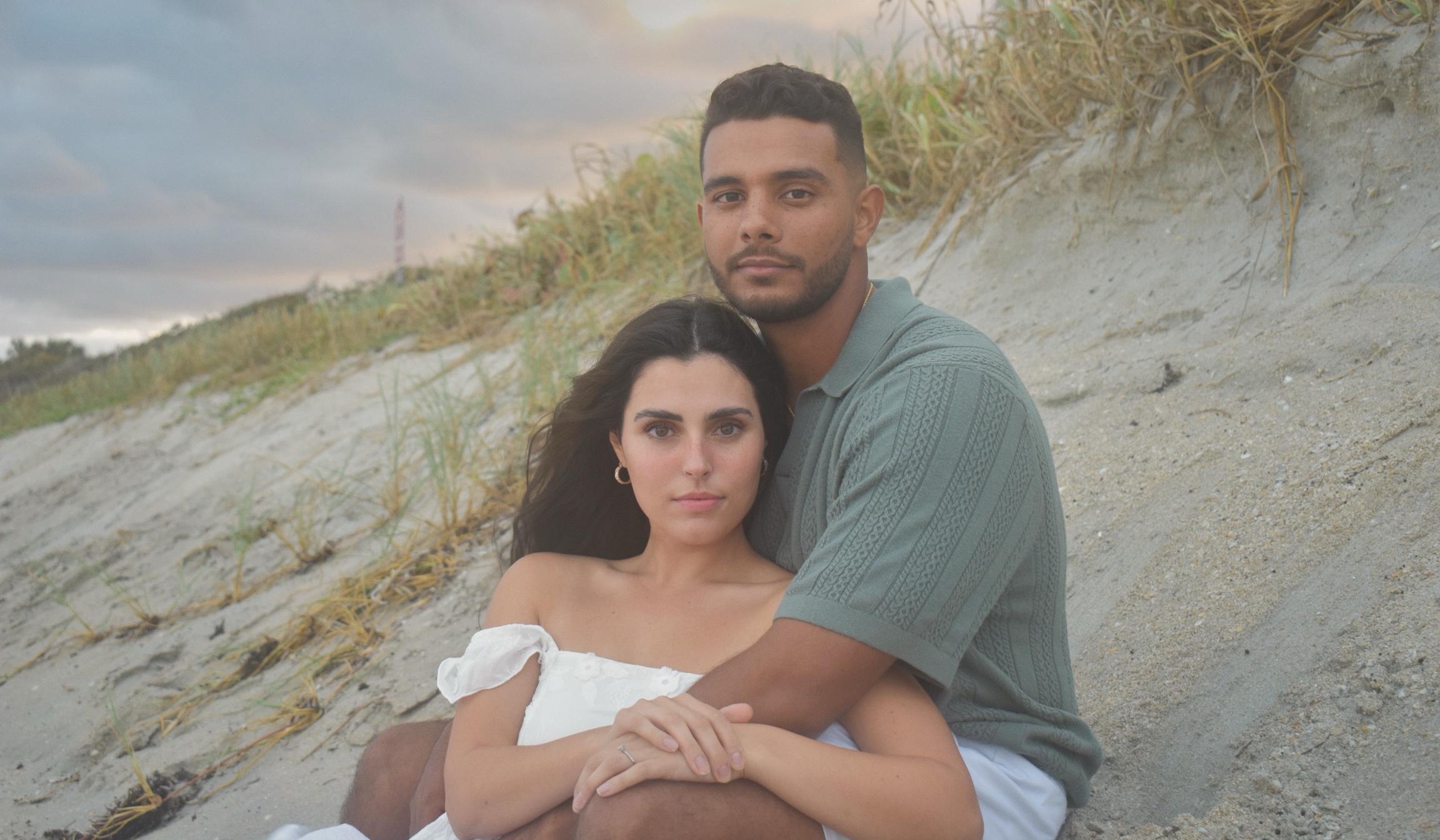 The Wedding Website of Abigail Desaulniers and Bryan Barreiros