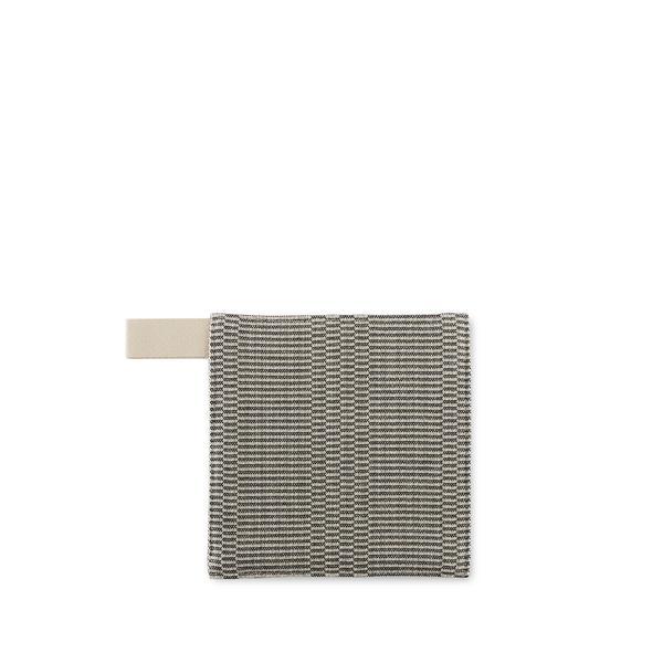 Eos Potholder in Light Grey