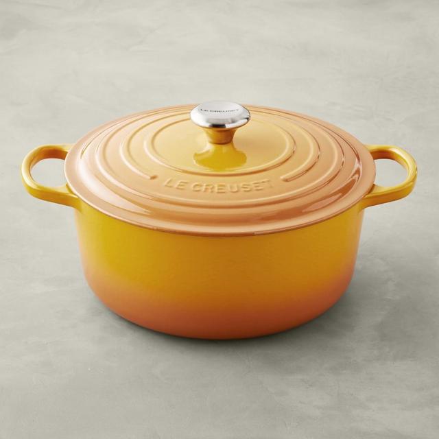 Le Creuset Signature Cast Iron Round Dutch Oven, 7 1/4-Qt., Nectar