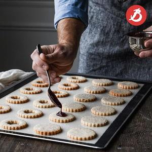 de Buyer Perforated Blue Carbon Steel Rectangular Baking Sheet - 15.75” x 11.8” - Perfect for Sponge Cakes, Tarts, Pastries, Pizzas & Roasting - Nonstick & Easy to Clean - Made in France