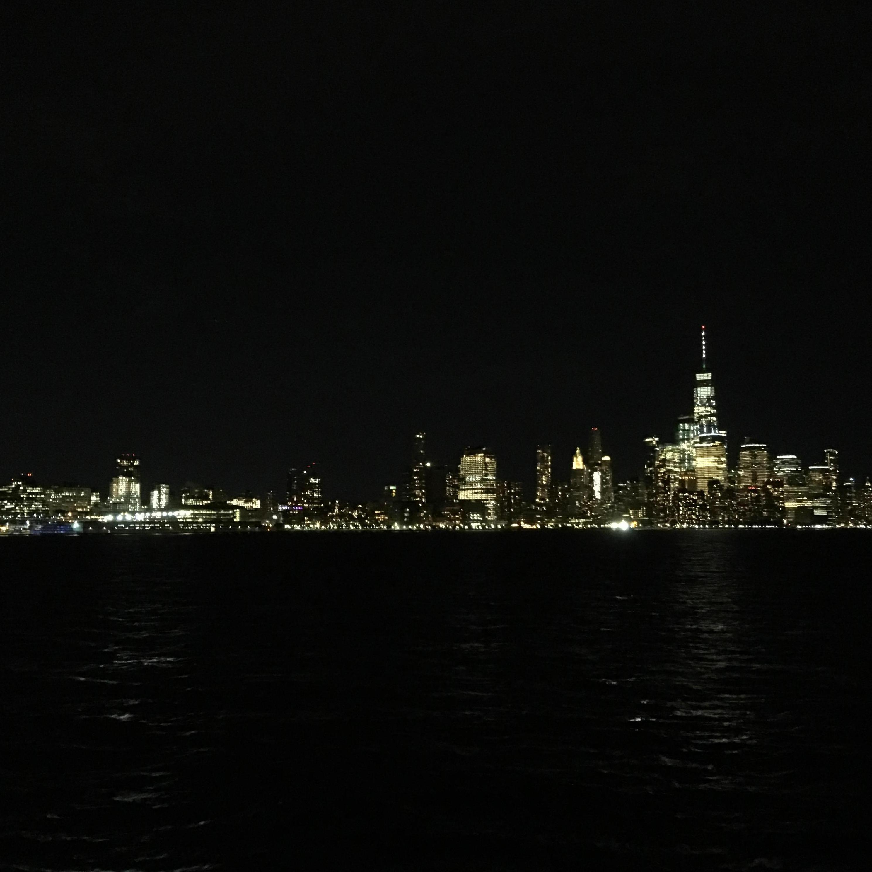 Date: May 22, 2019
Days Dating: #365
Location: Hoboken, NJ
Our first year anniversary! After going out for a steak dinner, we walked along the Hudson River to look at the NYC skyline.