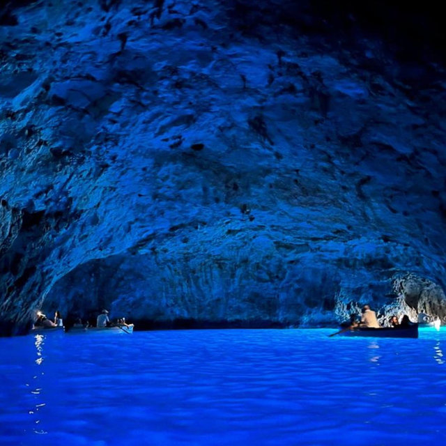 Blue grotto cave! Credit Card option