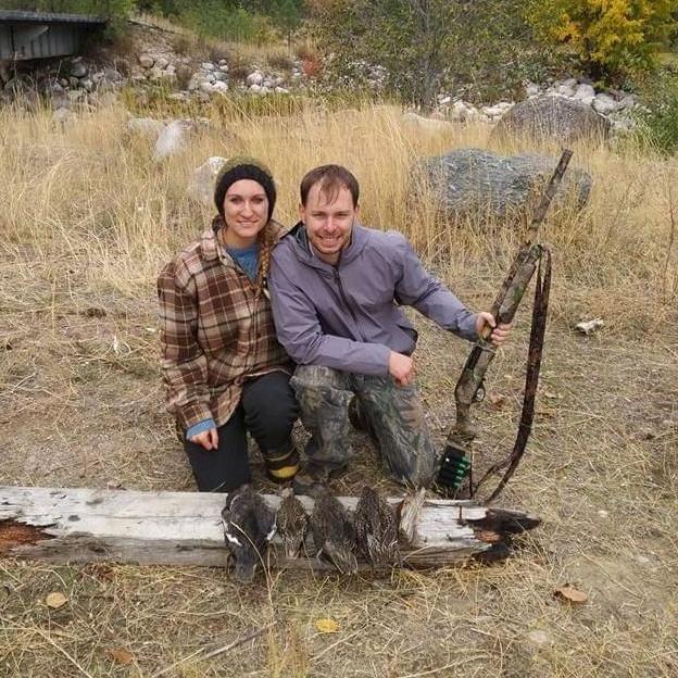 Those who hunt together, stay together......