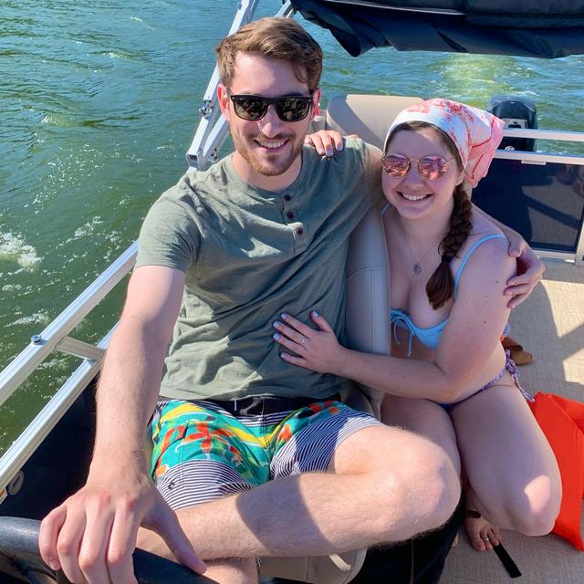 renting a pontoon boat on the lake