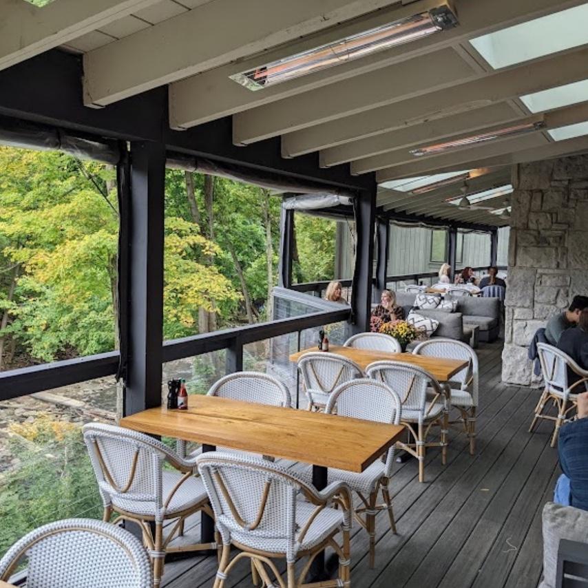 17 River Grille - Restaurant in Chagrin Falls