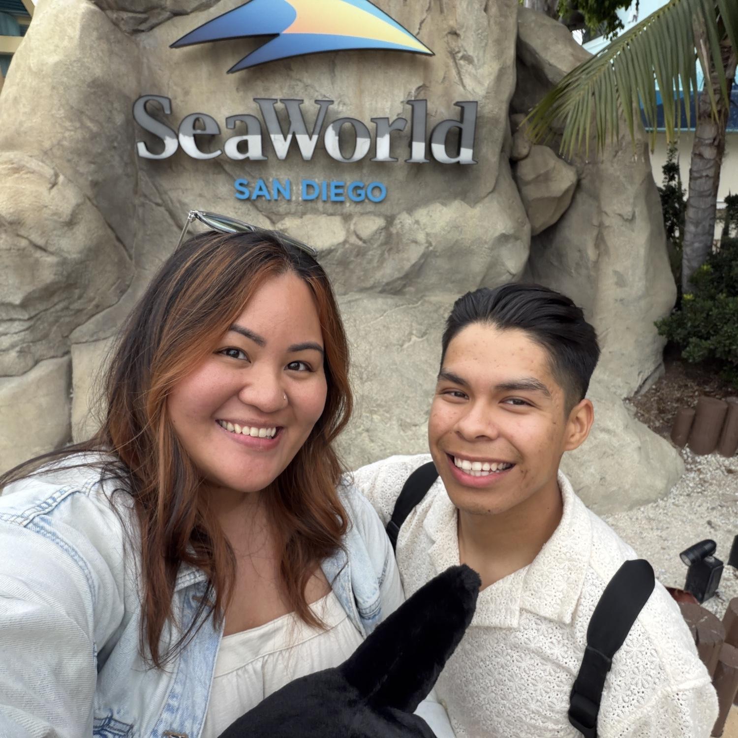 SEAWORLD ON JAMIES BIRTHDAY!!!!