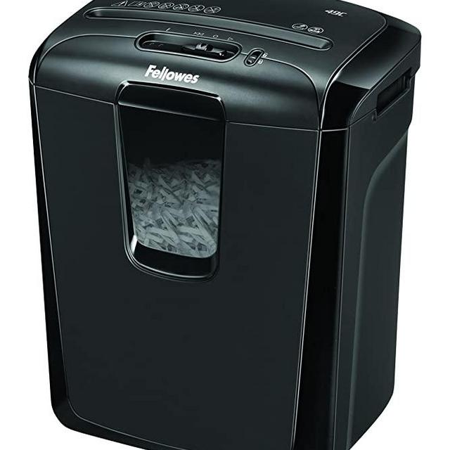 Fellowes Powershred 49C 8-Sheet Cross-Cut Paper and Credit Card Shredder (4605801), Black