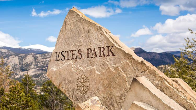 The Wedding Website of Kristen Morton and Justin Morton