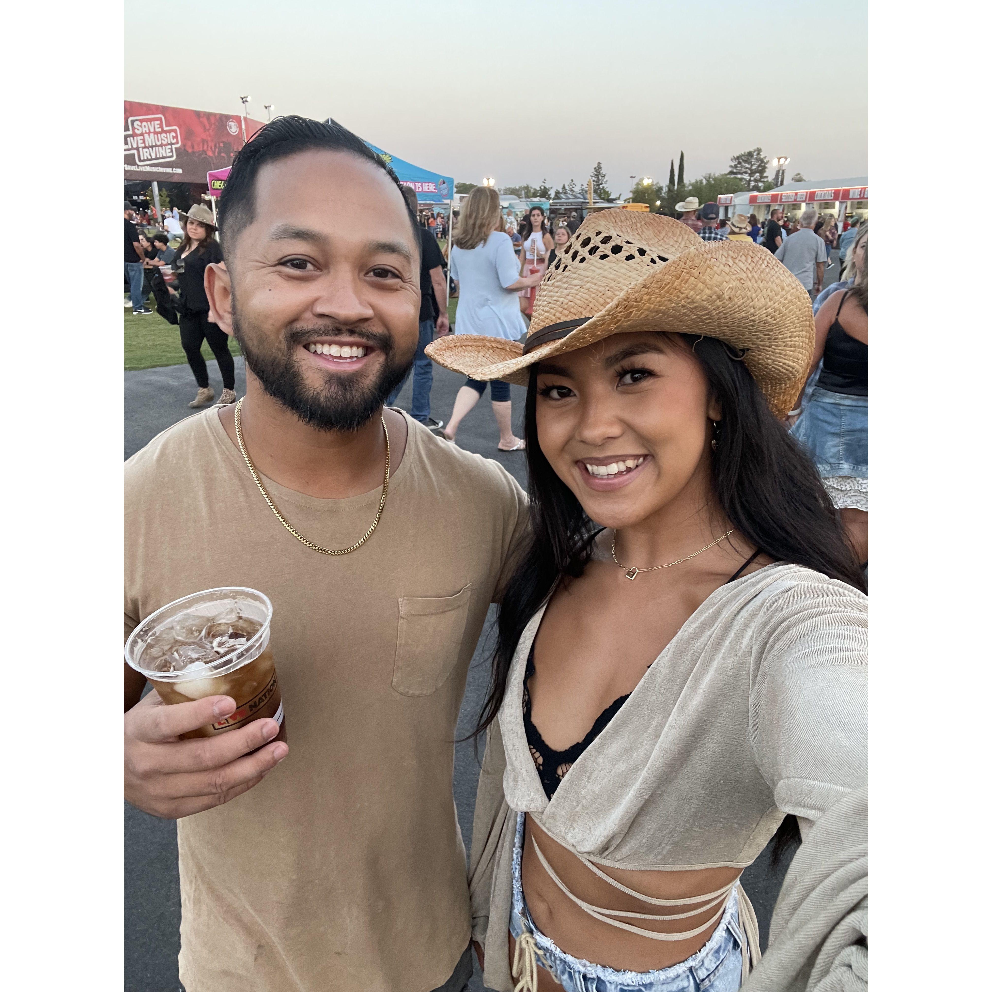 We love a good Country music concert.