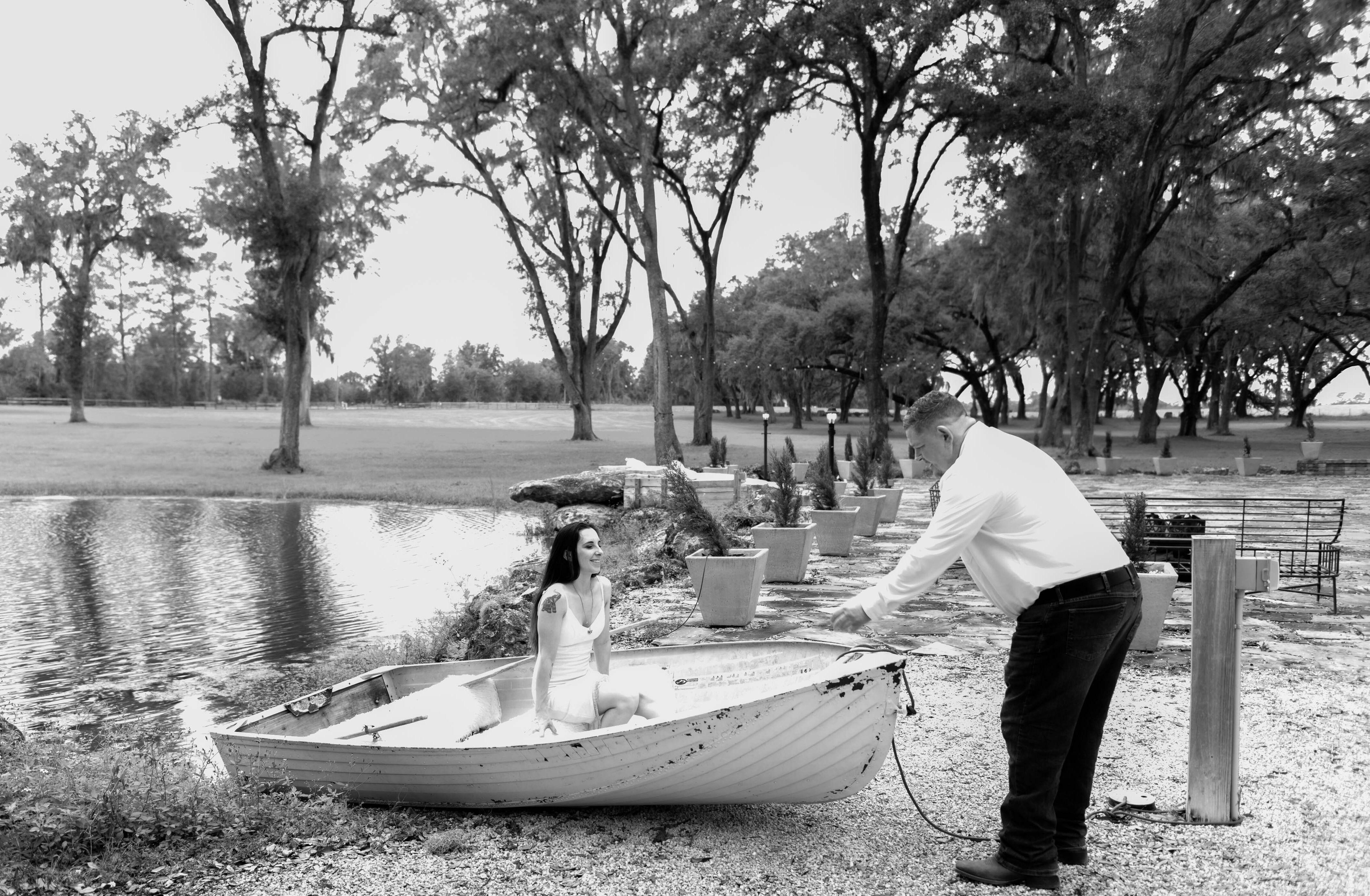 The Wedding Website of Lisa Allen and Craig Eustace