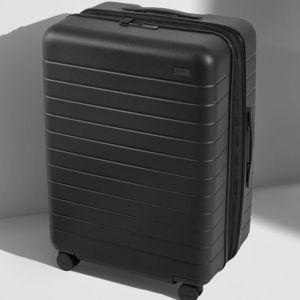 The Medium Flex in Jet Black