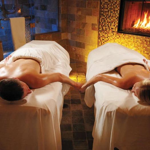Couples massage