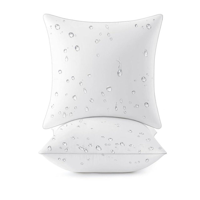 MIULEE Pack of 2 18x18 Outdoor Pillow Inserts, Waterproof Decorative Square Throw Pillow Inserts for Patio Sofa Garden Porch Couch