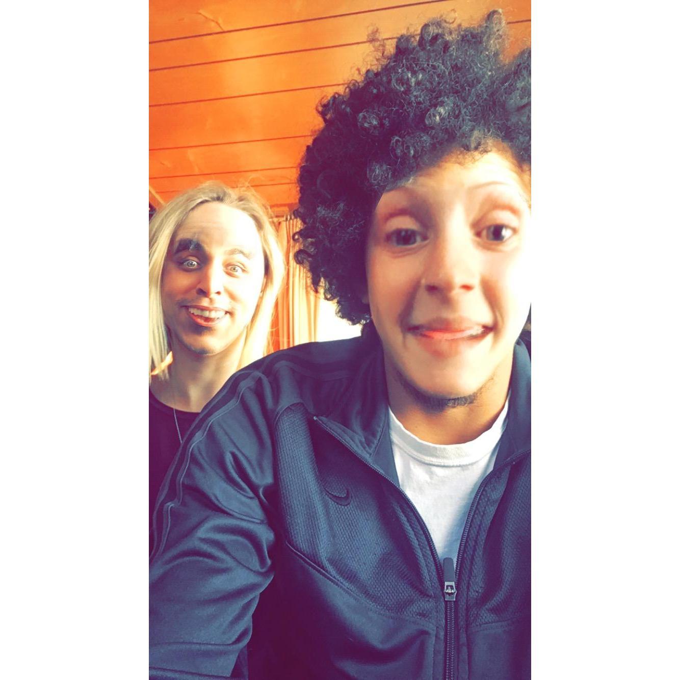 Everybody appreciates a good face swap!