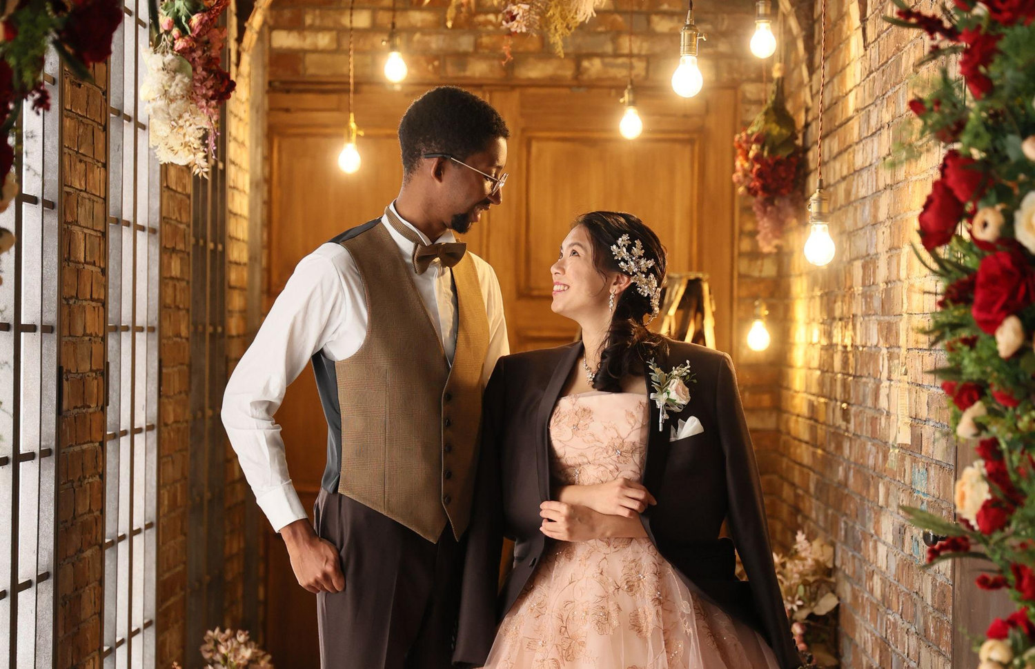 The Wedding Website of Gloria Chyr and Deon Richmond