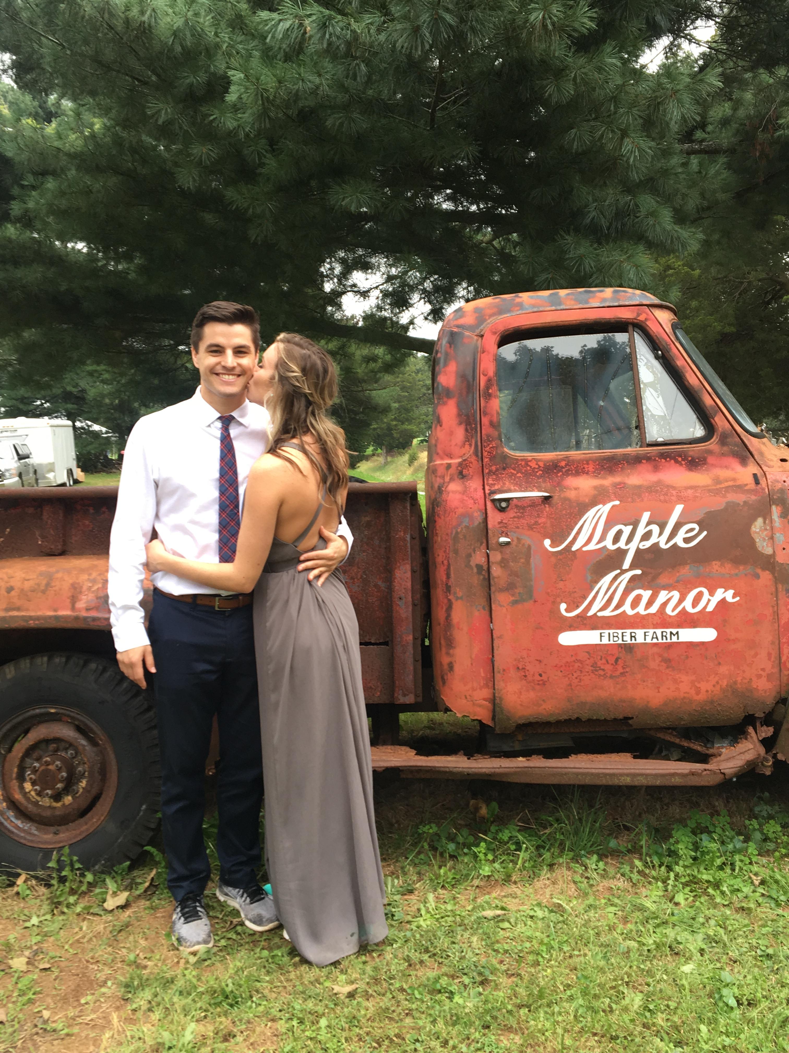 The Wedding Website of Julie Hofmann and Joe Mangione