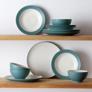 Colorwave Coupe 12-Piece Dinnerware Set, Service for 4