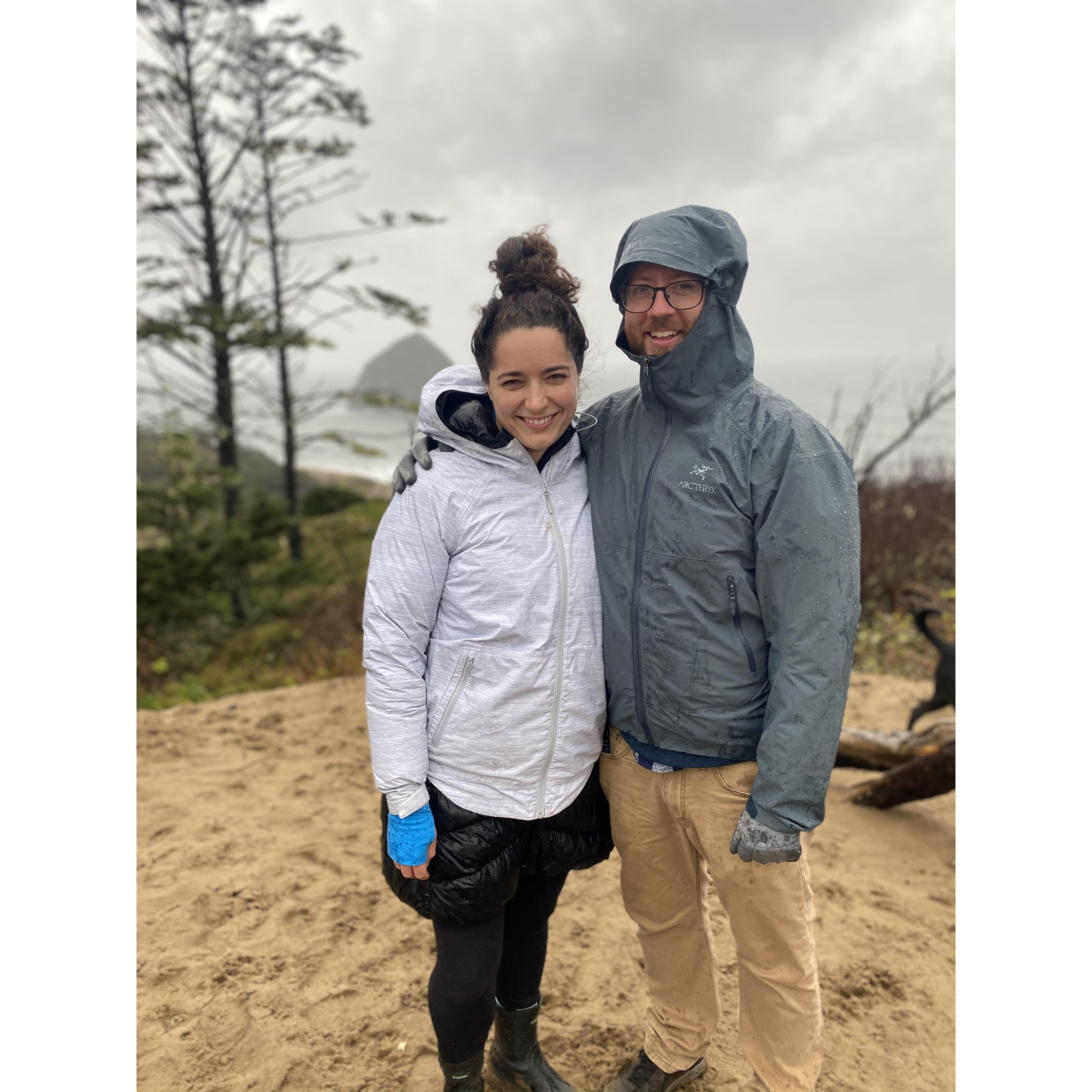 A rainy day at the coast with Britt's sisters