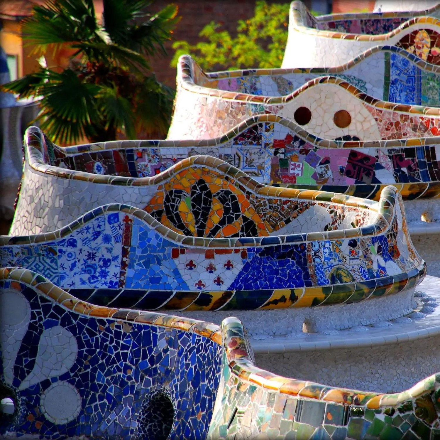 Park Güell
Designed by Gaudí as a planned residential “garden city” and now one of Barcelona’s most famous parks. It is filled with colorful mosaics, unique architecture, and lovely views of the city.