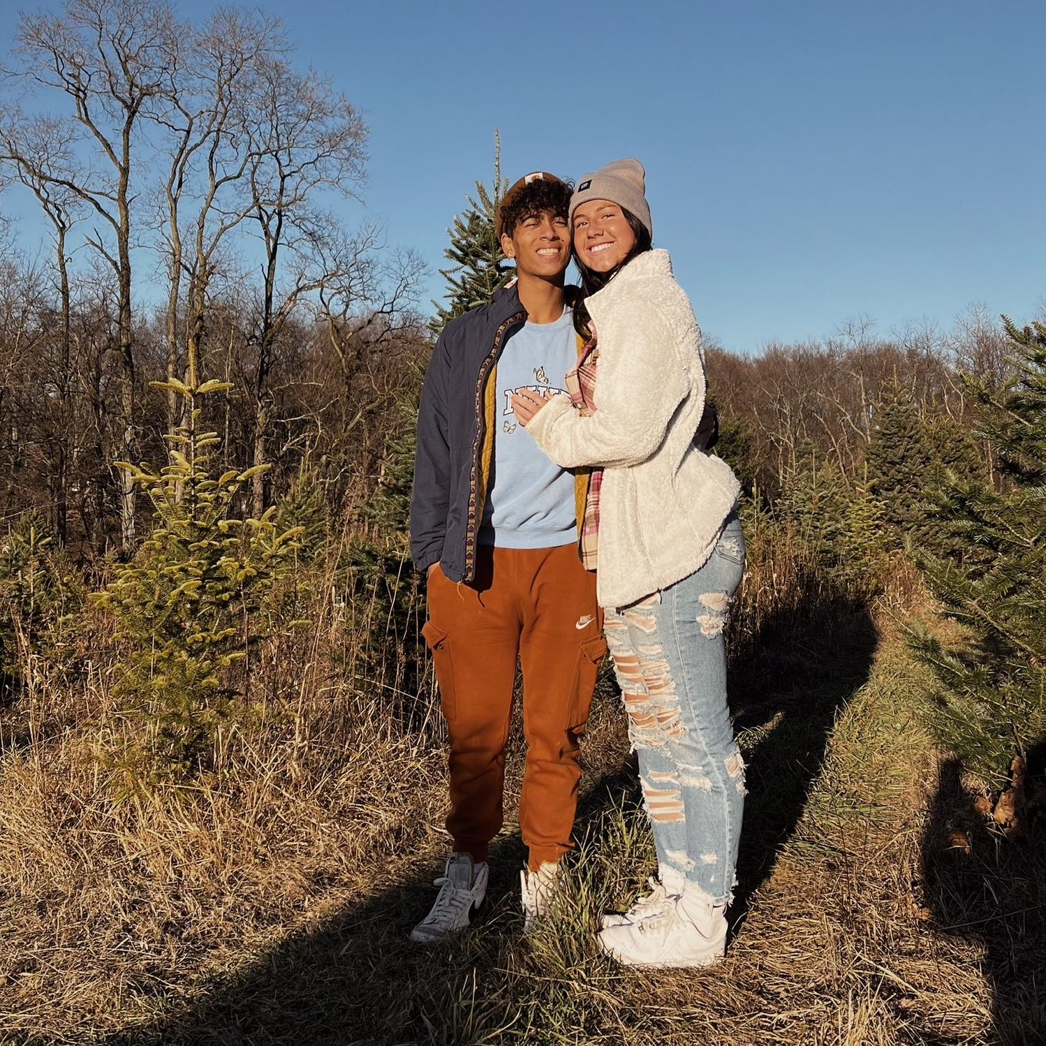 This was the first time Nae had ever cut down a Christmas tree, she went with Gabe’s fam.