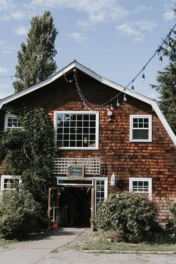 The Wedding Website of Zoë Thompson and Jimmy Morris