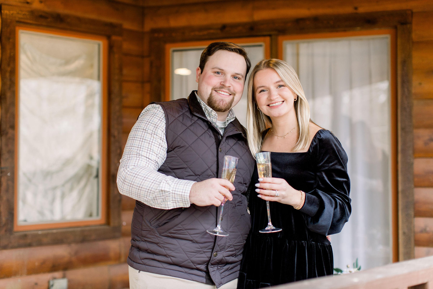 The Wedding Website of Logan Files and Lindy Harper