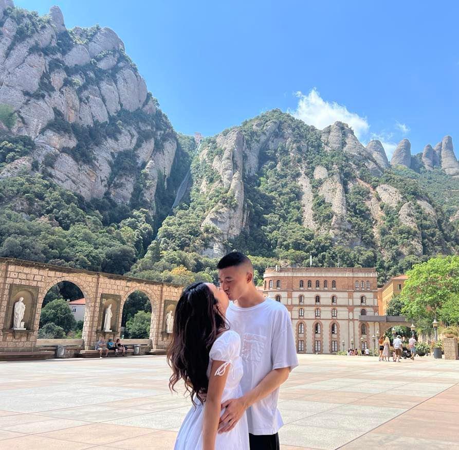The Wedding Website of Happy Vuong and Howard Liu