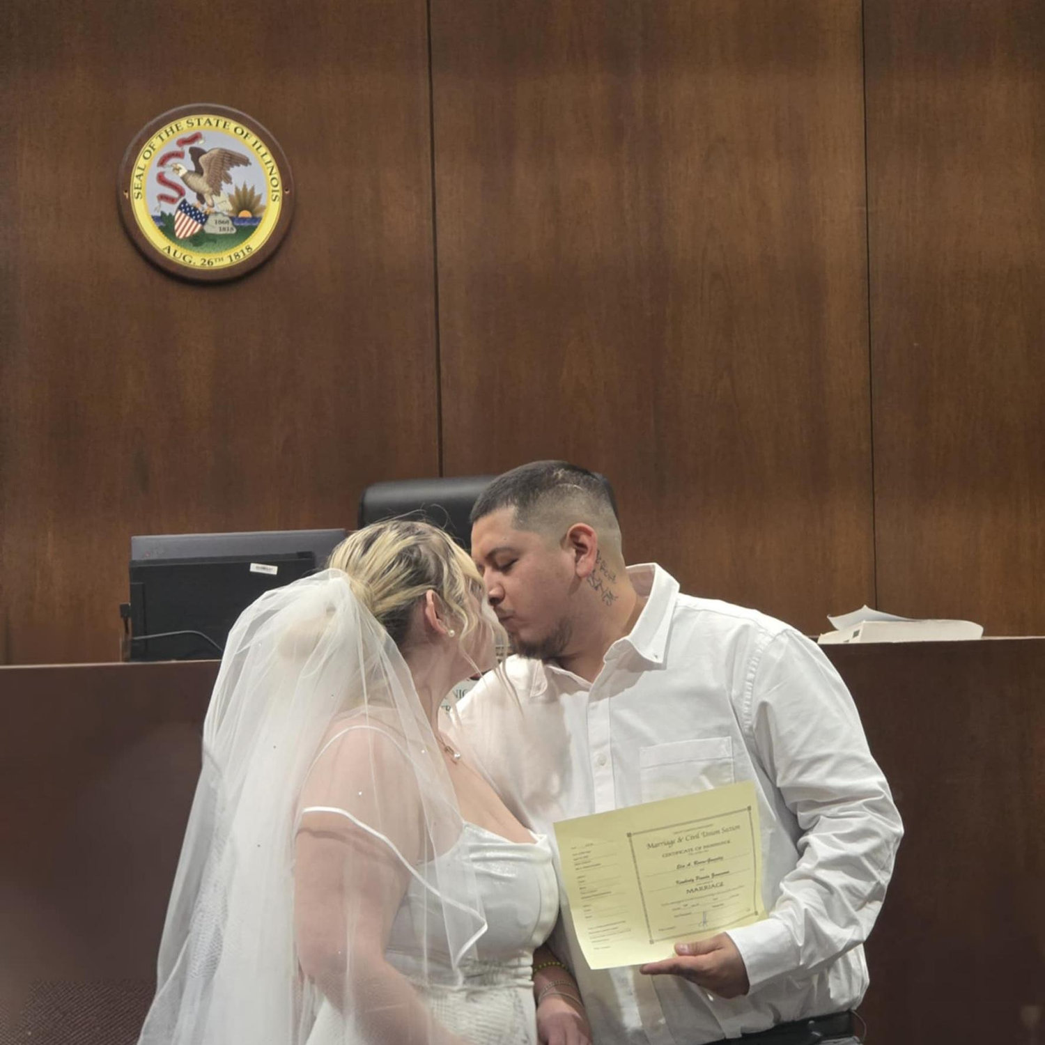 Newly weds ! 

Civil wedding before our church event,hope
To seek
You all 

Much love the Rosas