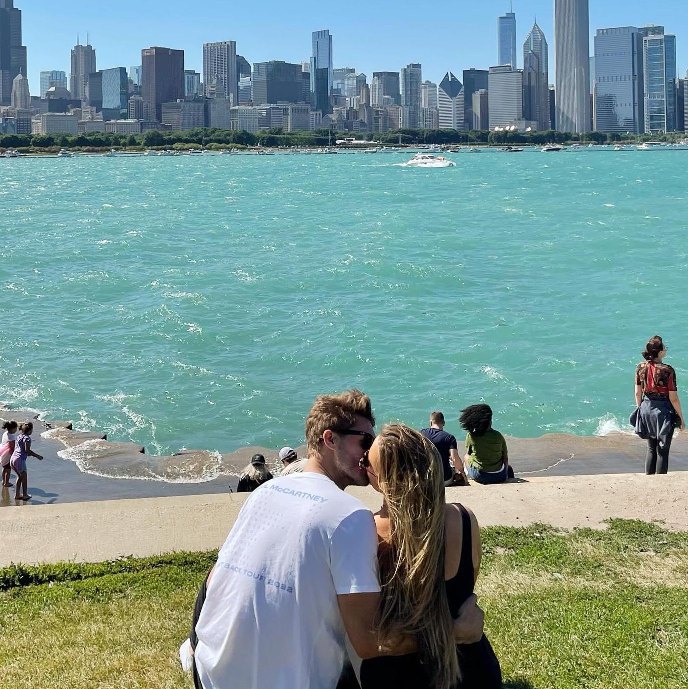 The "Hometown Date" in Mike's city - Chicago, IL