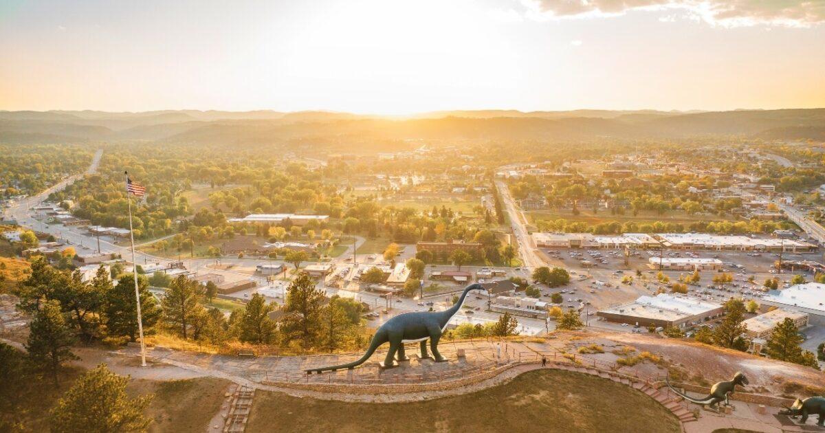 The Wedding Website of Tyler Cleveland and Erin Radvanski