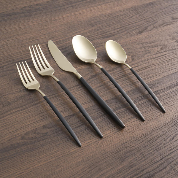 Cambridge Silversmiths, Raegan Hammered Mirror 20-Piece Flatware